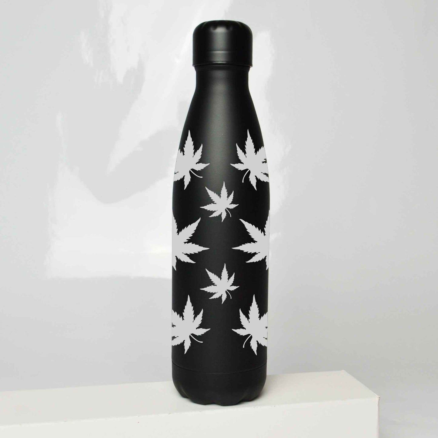 Cannabis Leaf Stainless Steel Thermos Bottle – 500ml BPA-Free Insulated Flask