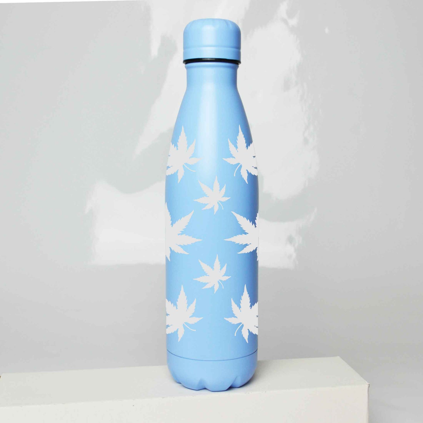 Cannabis Leaf Stainless Steel Thermos Bottle – 500ml BPA-Free Insulated Flask