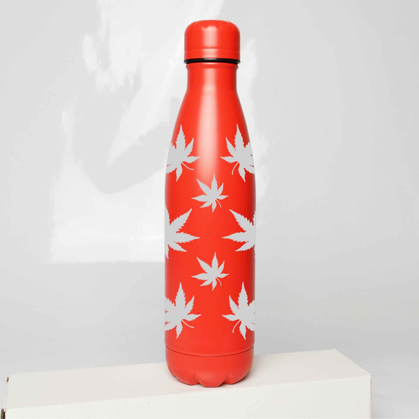 Cannabis Leaf Stainless Steel Thermos Bottle – 500ml BPA-Free Insulated Flask