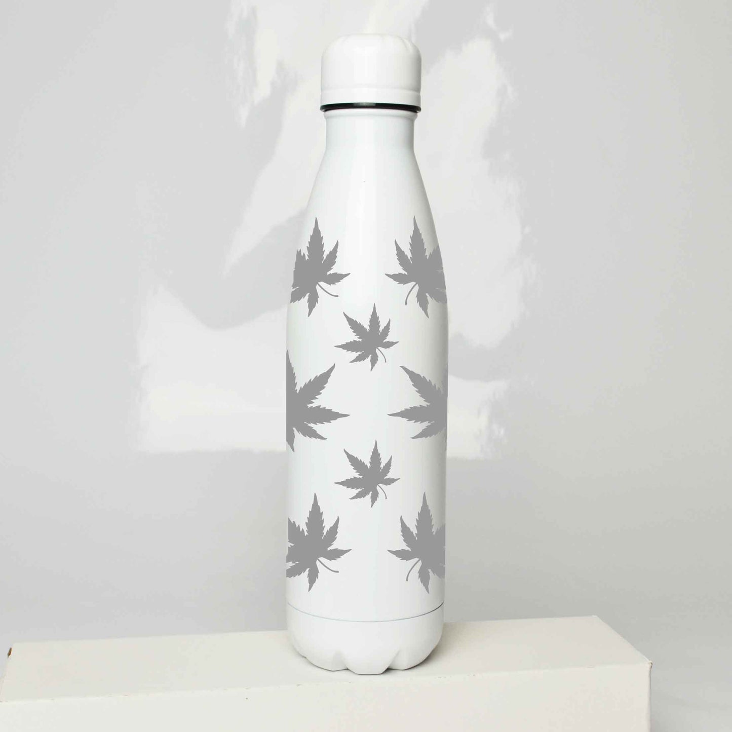 Cannabis Leaf Stainless Steel Thermos Bottle – 500ml BPA-Free Insulated Flask
