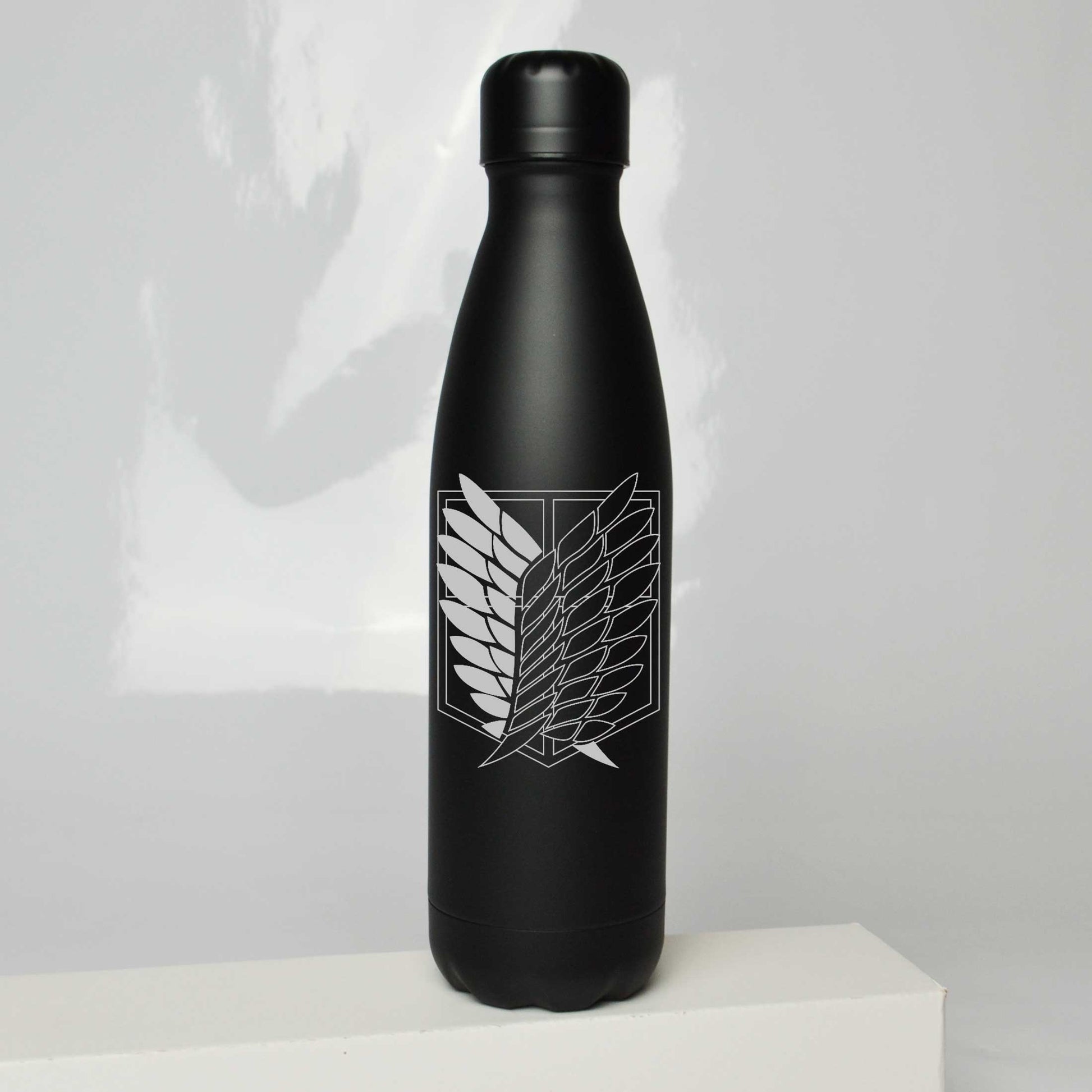 Wings of Freedom Anime Water Bottle 500ml Recon Corps - FLUX DESIGNS